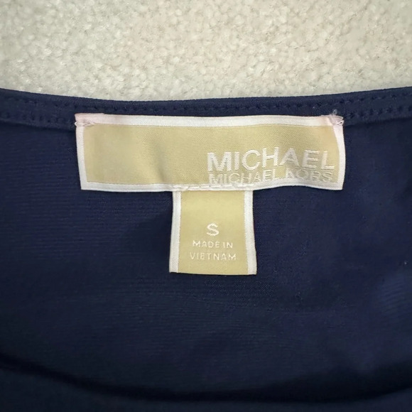 Michaels Kors Short Sleeve Blouse - Picture 2 of 4